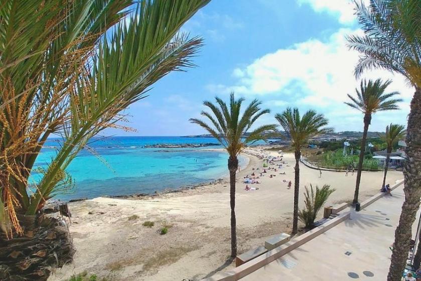 Apt Calmacabana A 50M Dal Mare Apartment Es Pujols Exterior foto