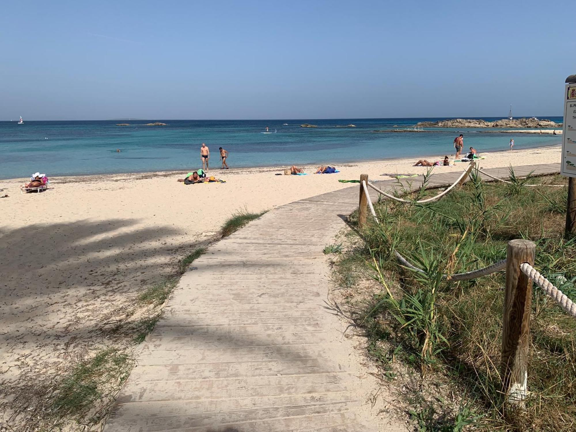 Apt Calmacabana A 50M Dal Mare Apartment Es Pujols Exterior foto