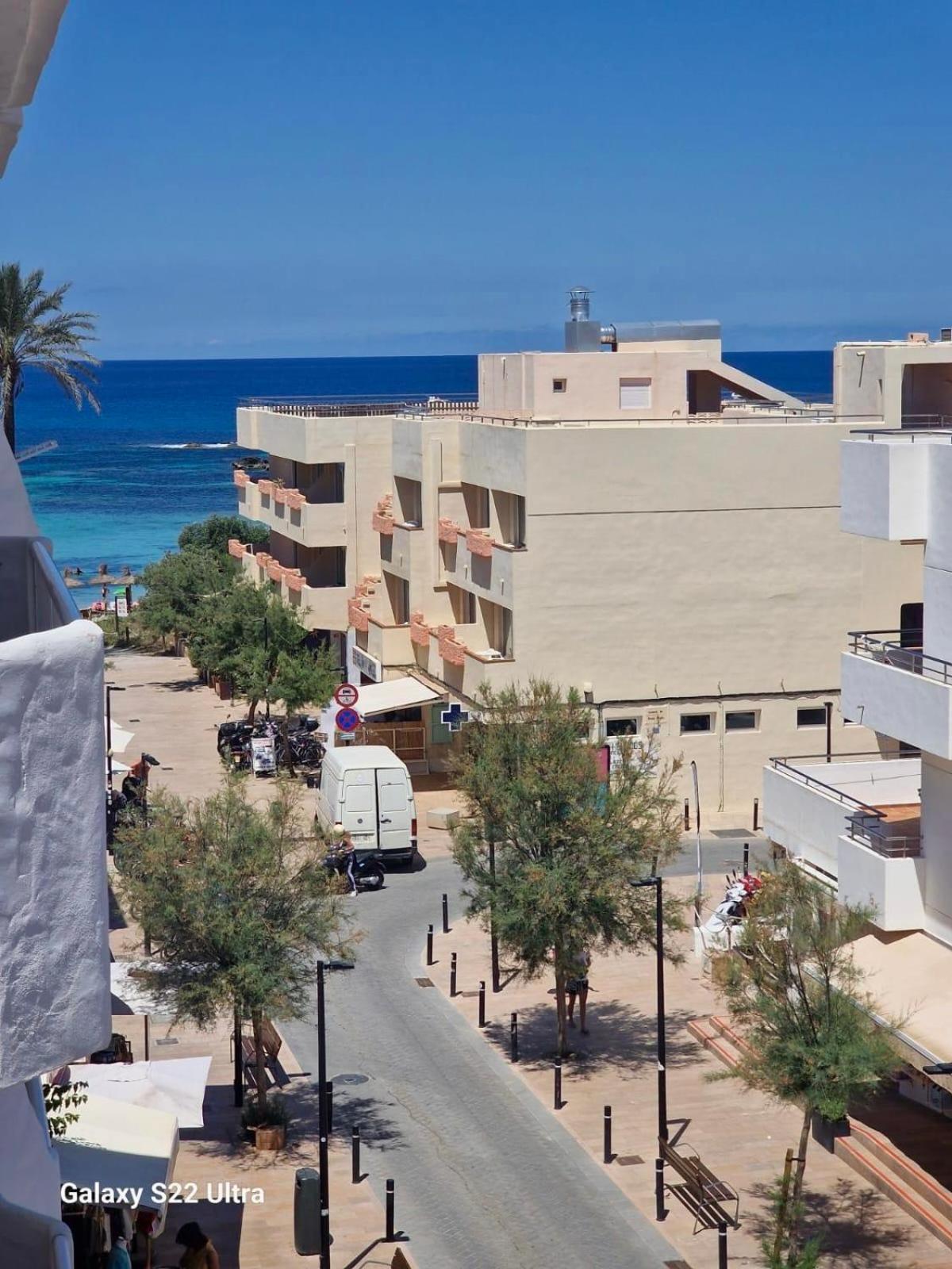 Apt Calmacabana A 50M Dal Mare Apartment Es Pujols Exterior foto
